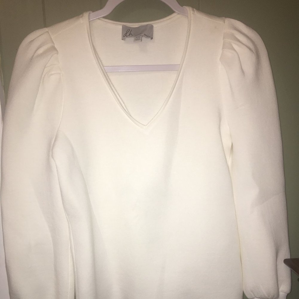 dh brand puff sleeve sweater